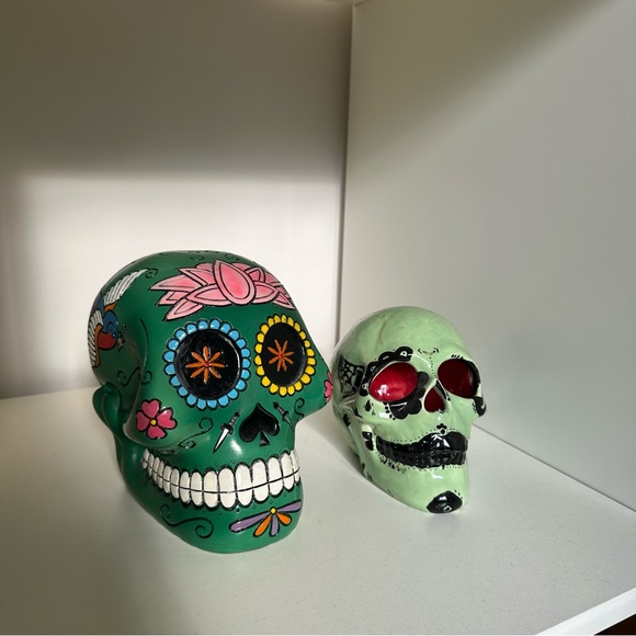Sugar skulls decor bundle piggy coin bank - Picture 2 of 4